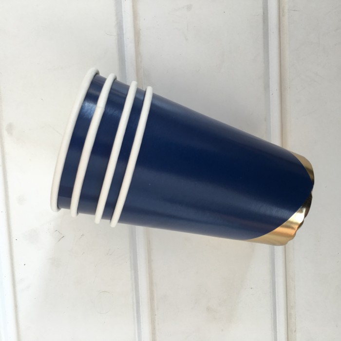 Tamsiai mėlyni puodeliai su aukso spalvos detalėmis (8vnt)